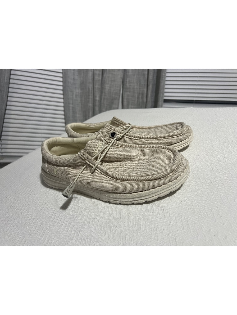 frogg toggs Men's Casual Textile Upper Shoes Size 10 USA